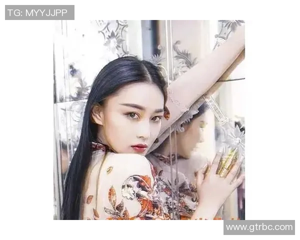 足球明星为何总是拥有迷人外表与魅力气质的深层原因探讨