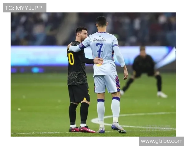 回顾2019年退役足球明星的辉煌生涯与影响力分析